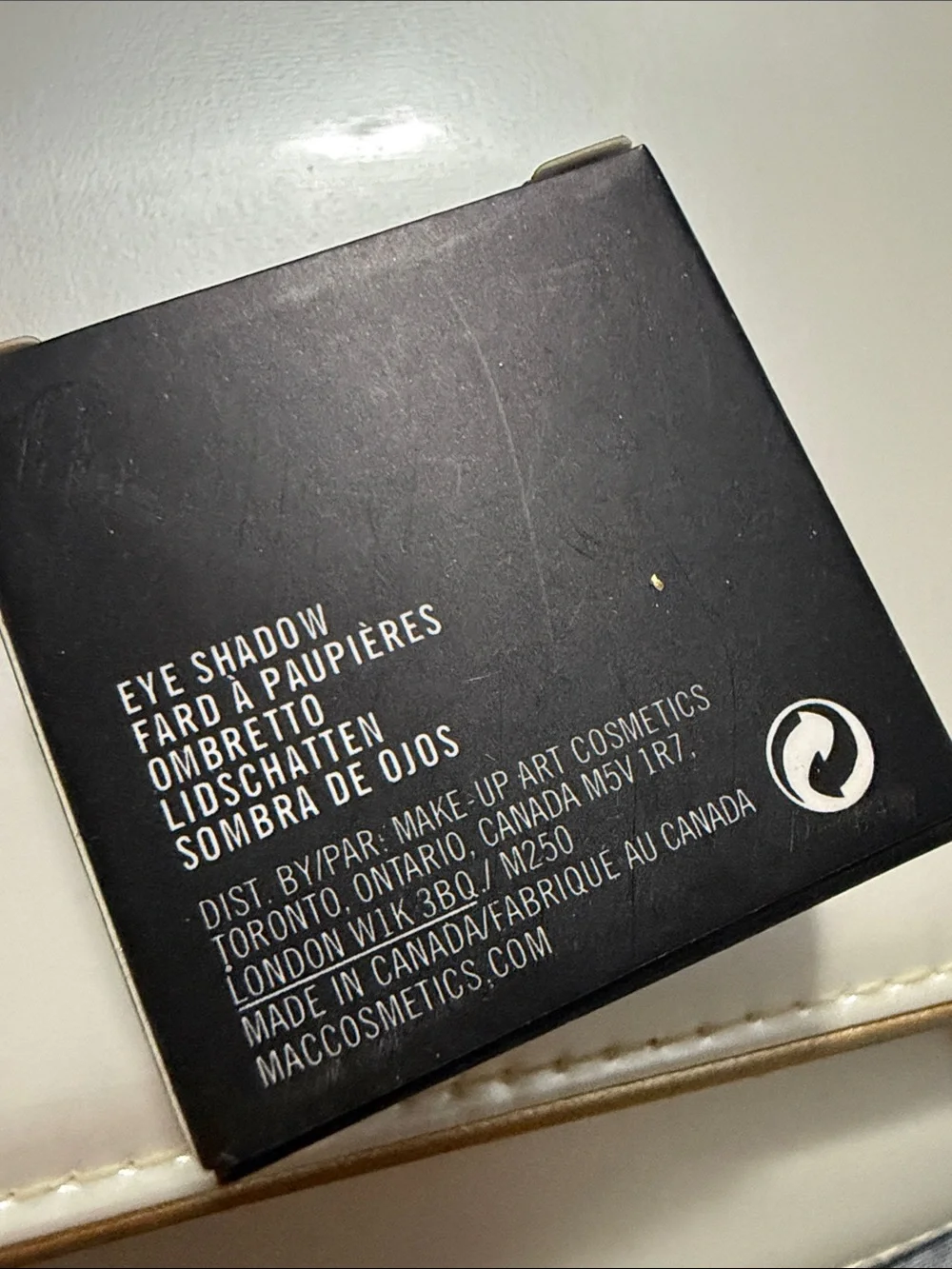 MAC Cosmetics Eyeshadow - Chorme Yellow